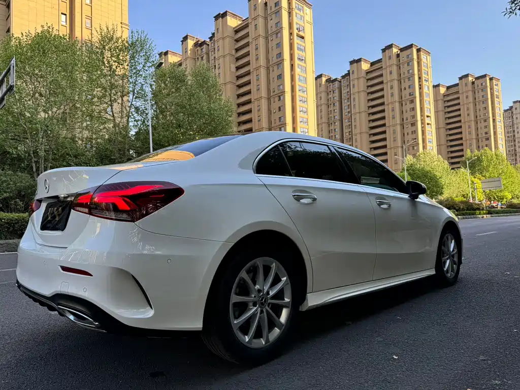 MERCEDES-BENZ A CLASS