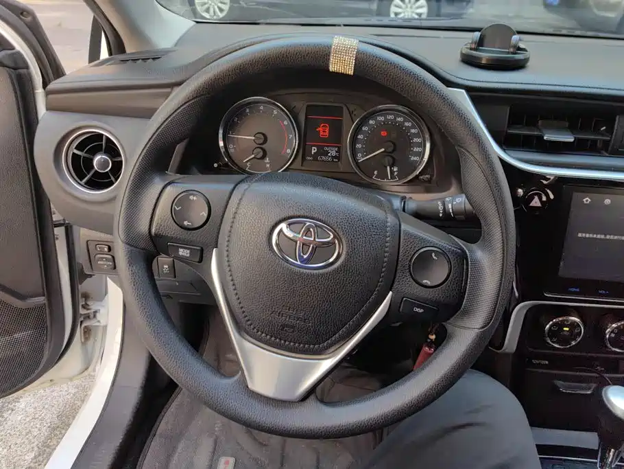 Toyota Corolla — миниатюра 15