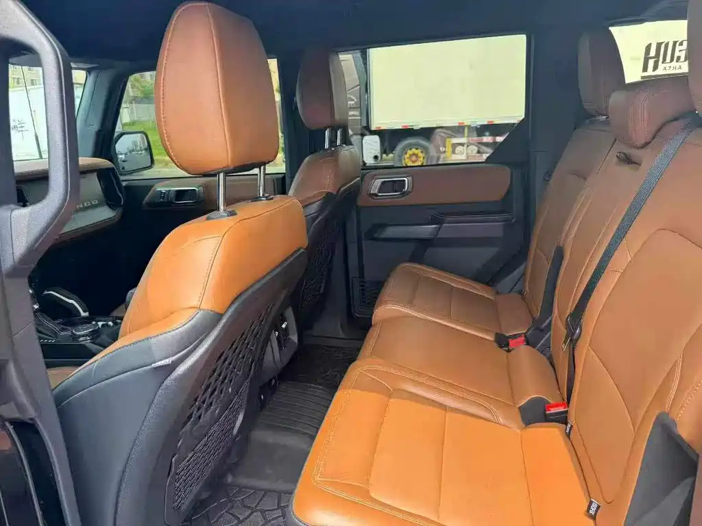 Ford Bronco — миниатюра 5