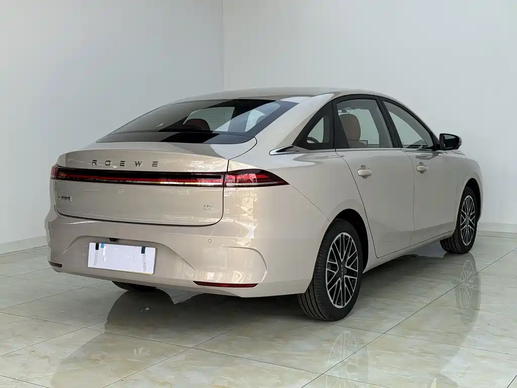 Roewe i6 — миниатюра 9