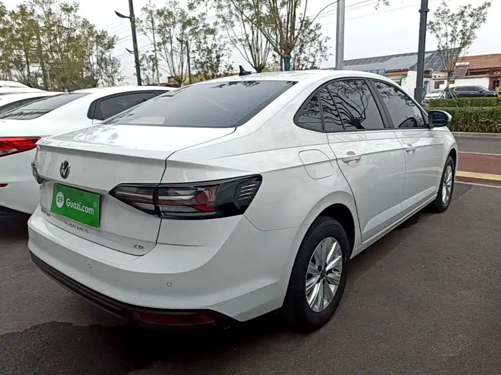 Volkswagen Lavida — миниатюра 7