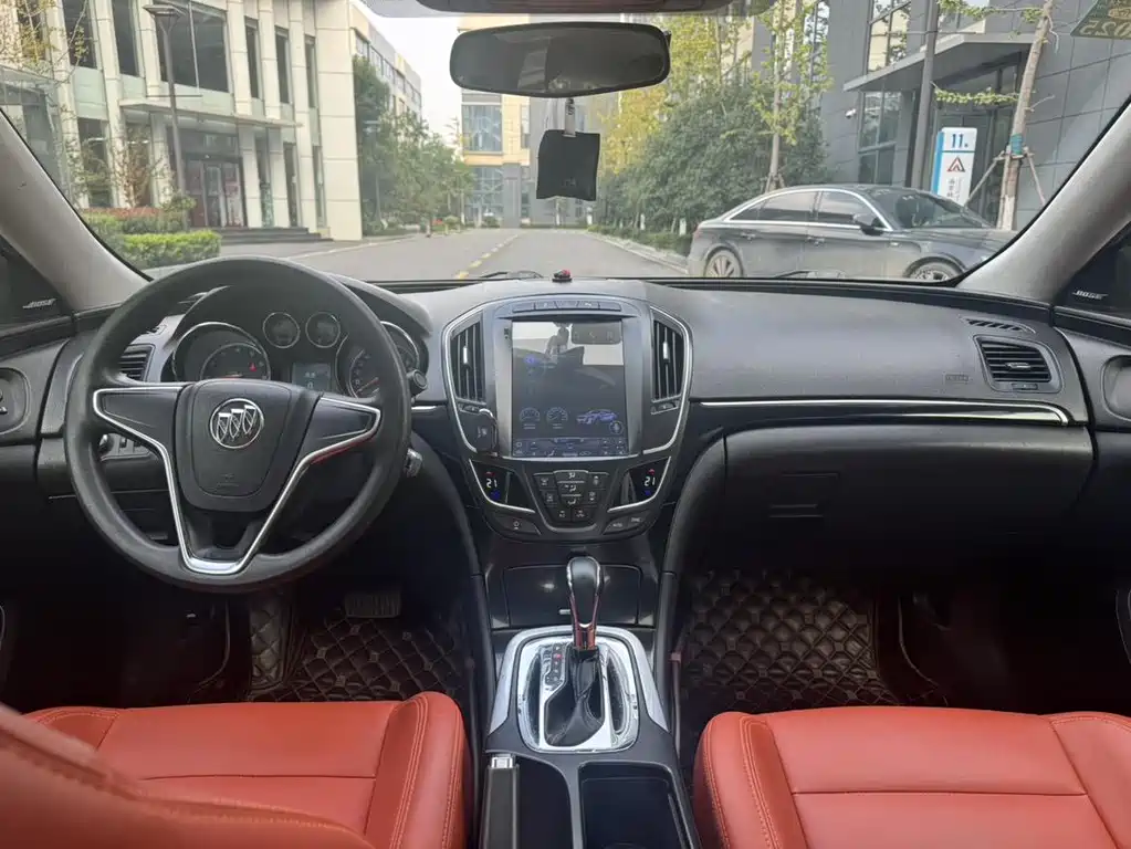 Buick Regal — миниатюра 12