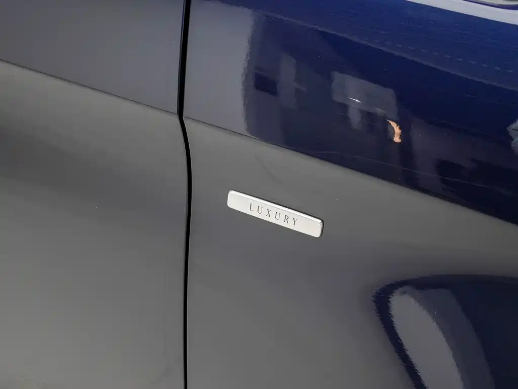 MERCEDES-BENZ V CLASS