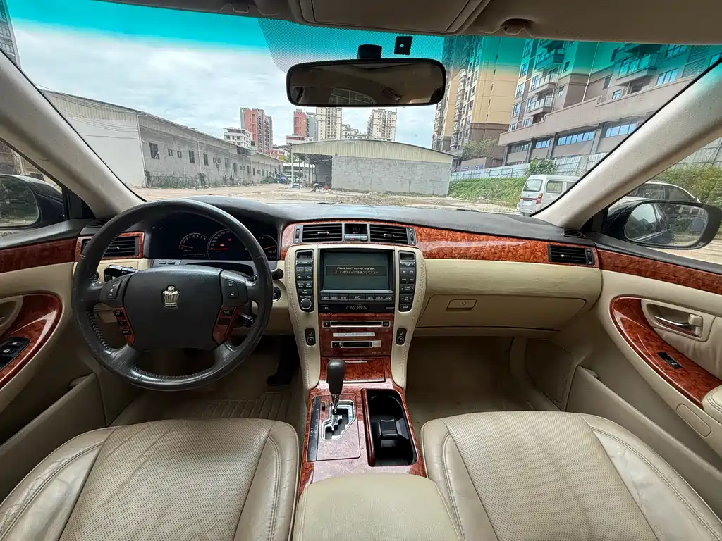 Toyota Crown 2007 2.5L Royal