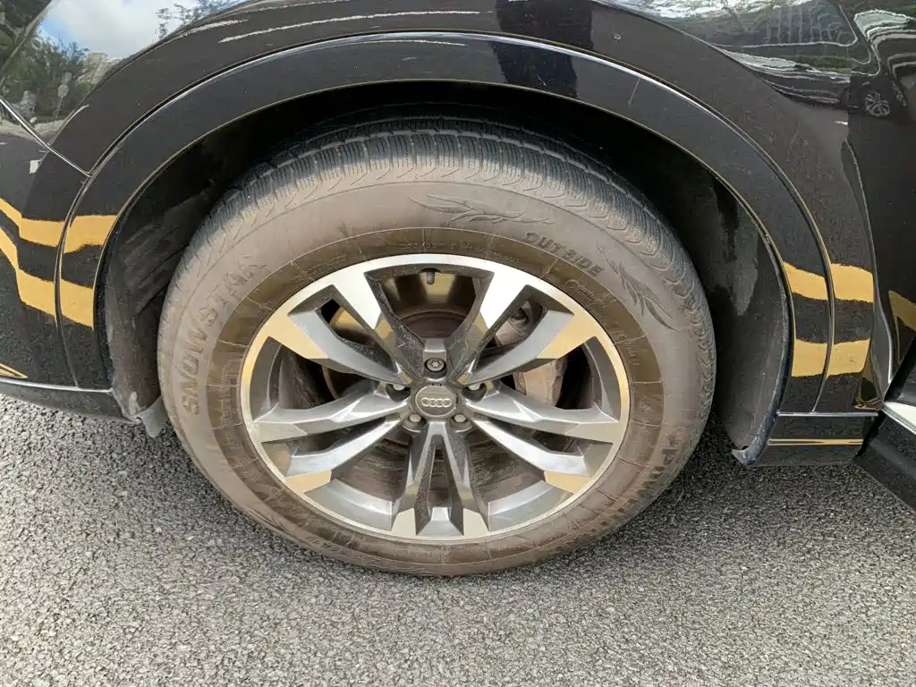 Audi Q7 40 TFSI Comfort Type, фото 21