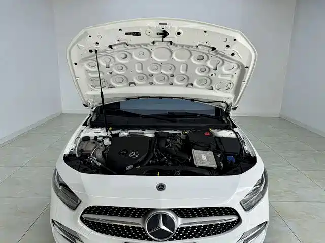 Mercedes-Benz A-Class — миниатюра 17