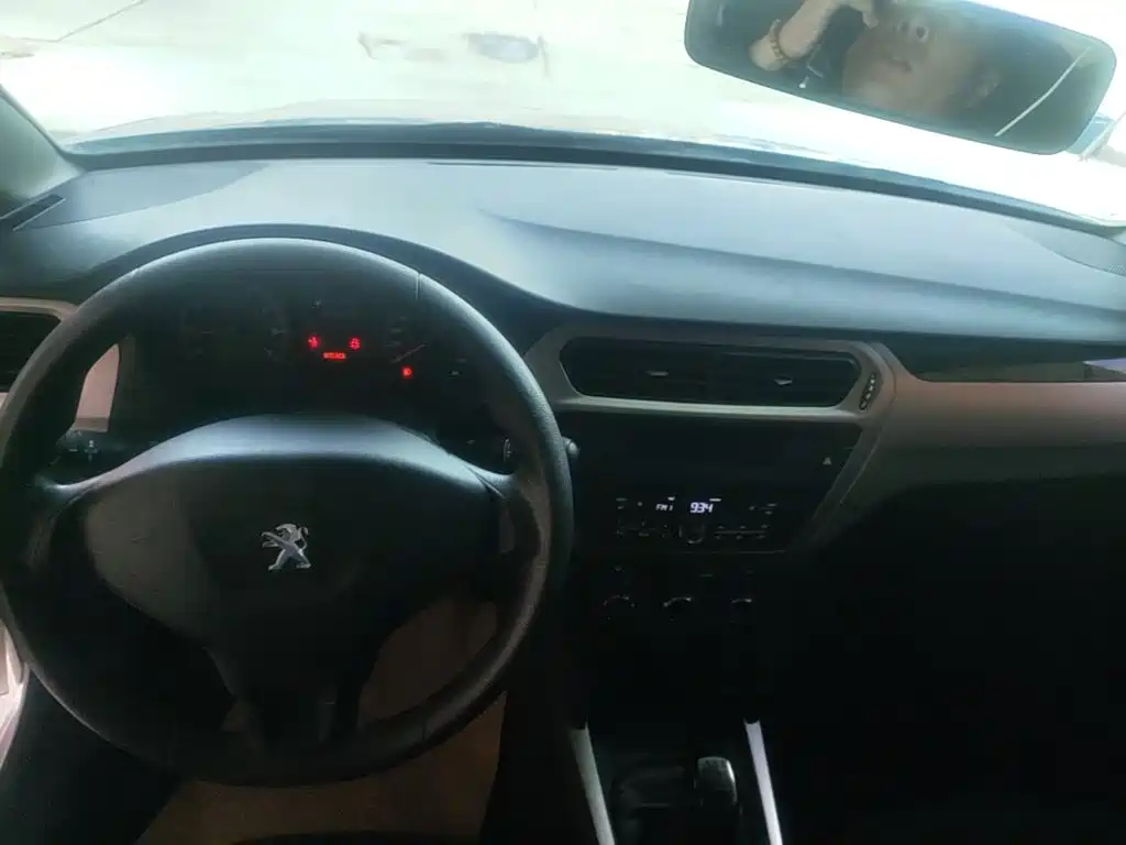 Peugeot 301 — миниатюра 10