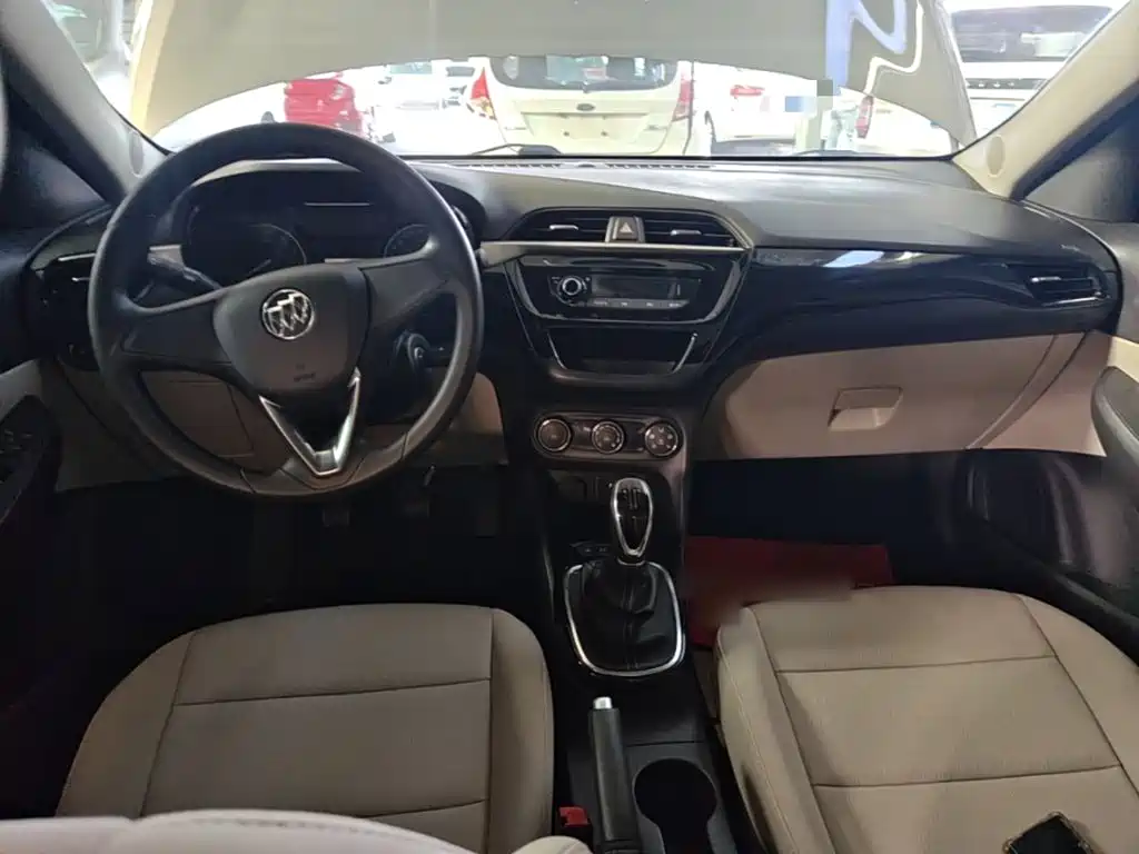 Buick Excelle — миниатюра 6