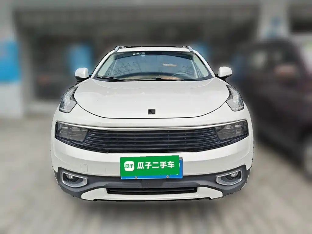 Lynk & Co 01 — миниатюра 2
