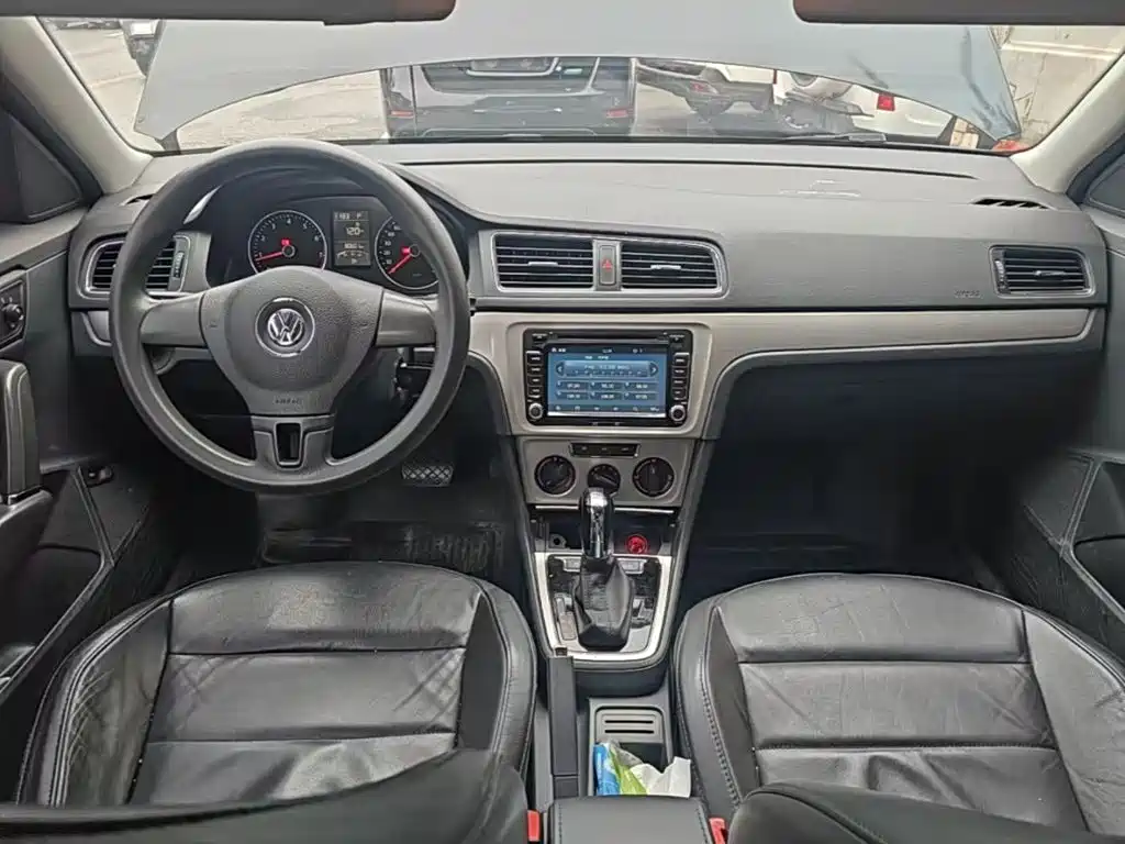 Volkswagen Lavida — миниатюра 10