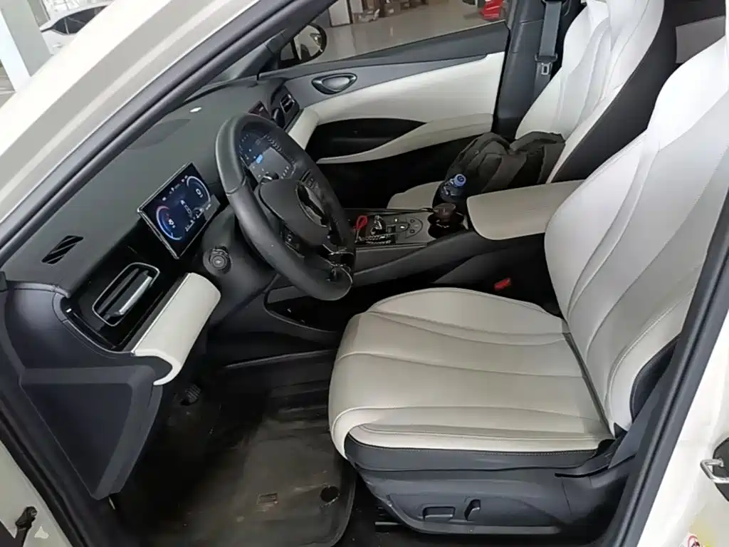 BYD Seal 06 — миниатюра 15