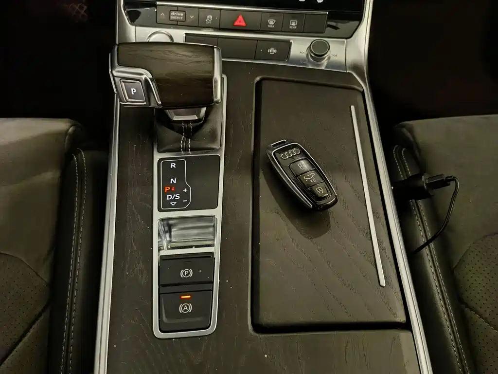 Audi A6L — миниатюра 15
