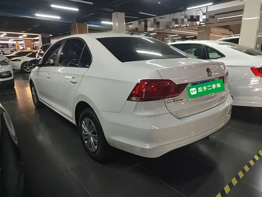 Volkswagen Santana — миниатюра 5