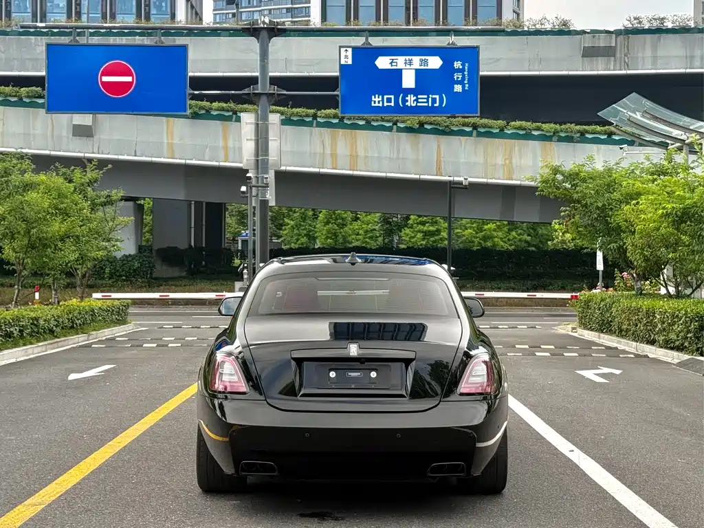 Rolls-Royce Ghost 2022 6.7T Black Badge