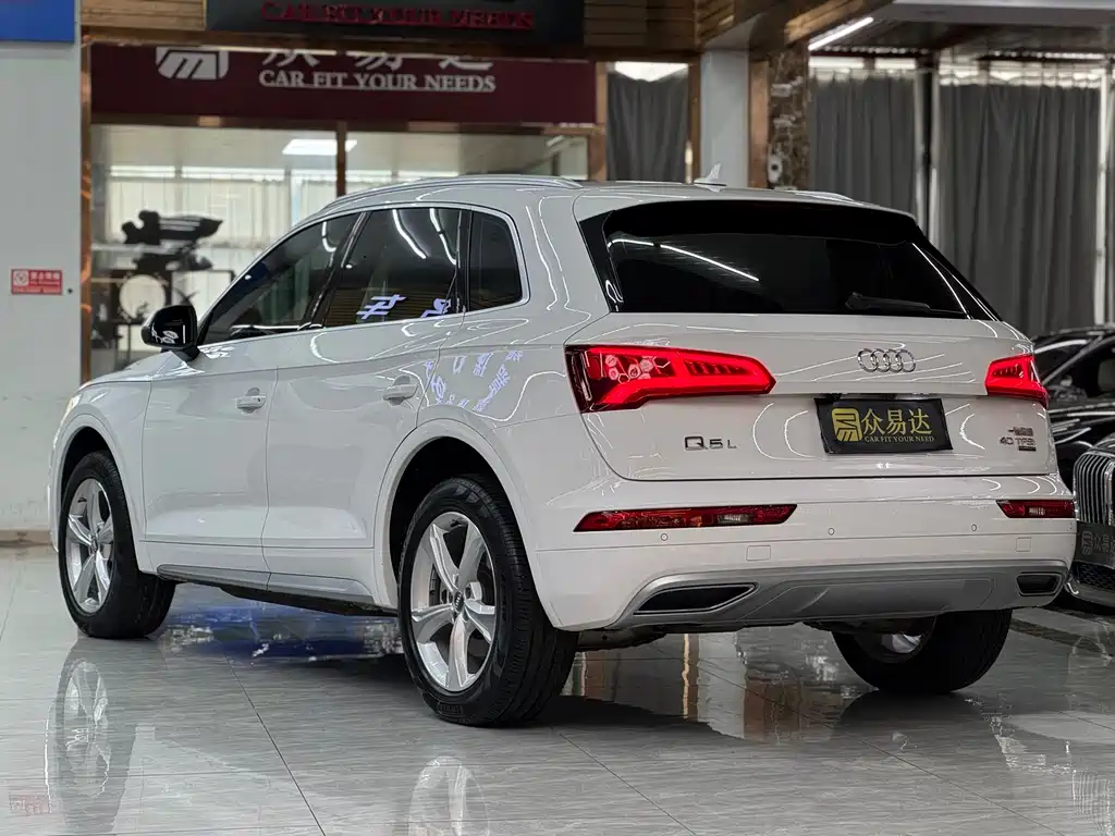 Audi Q5L — миниатюра 6