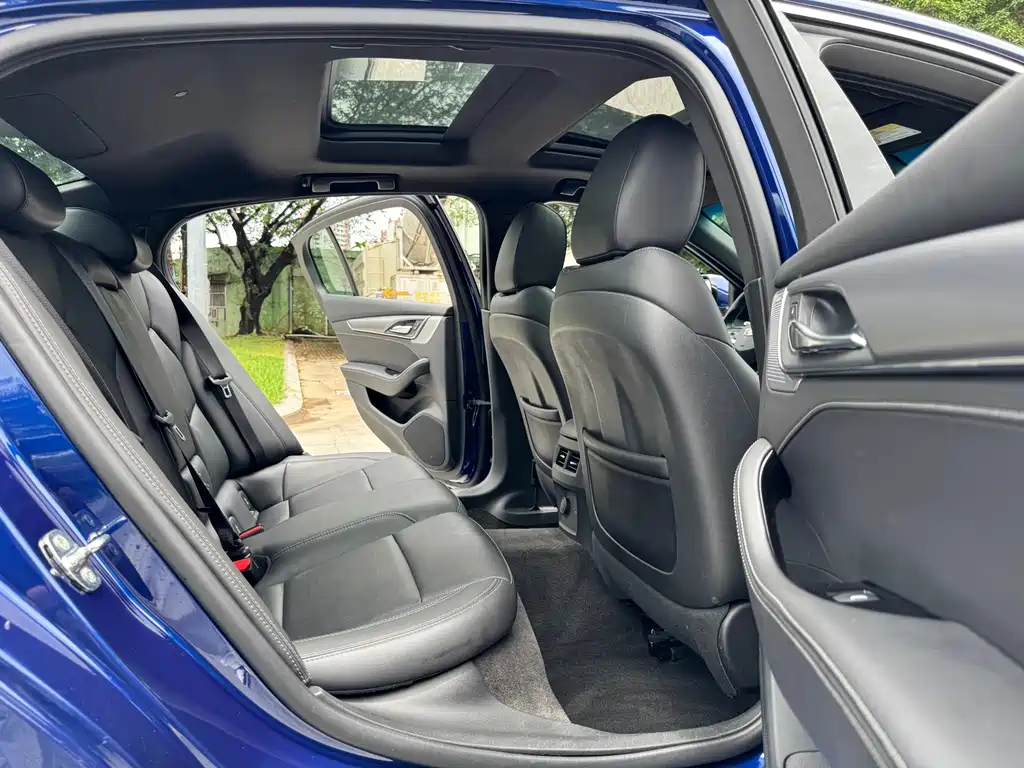Cadillac CT5 2023 28T Luxury ( Standard )