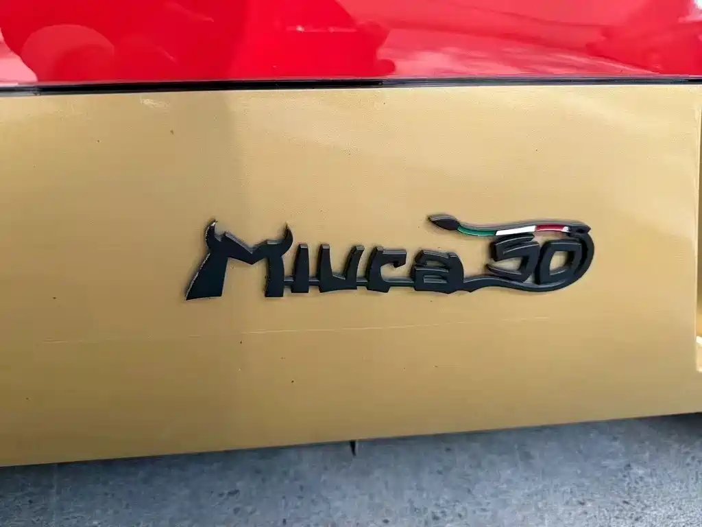 Lamborghini Aventador — миниатюра 12