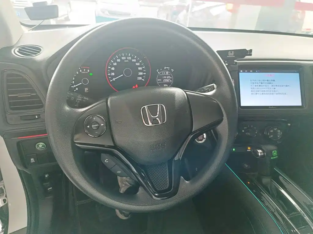 Honda Vezel — миниатюра 11