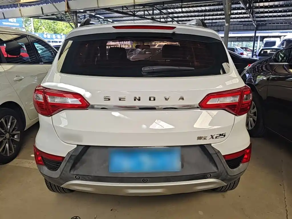 BAIC Senova X25 — миниатюра 6