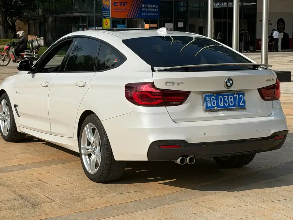 BMW 3 Series GT — миниатюра 9