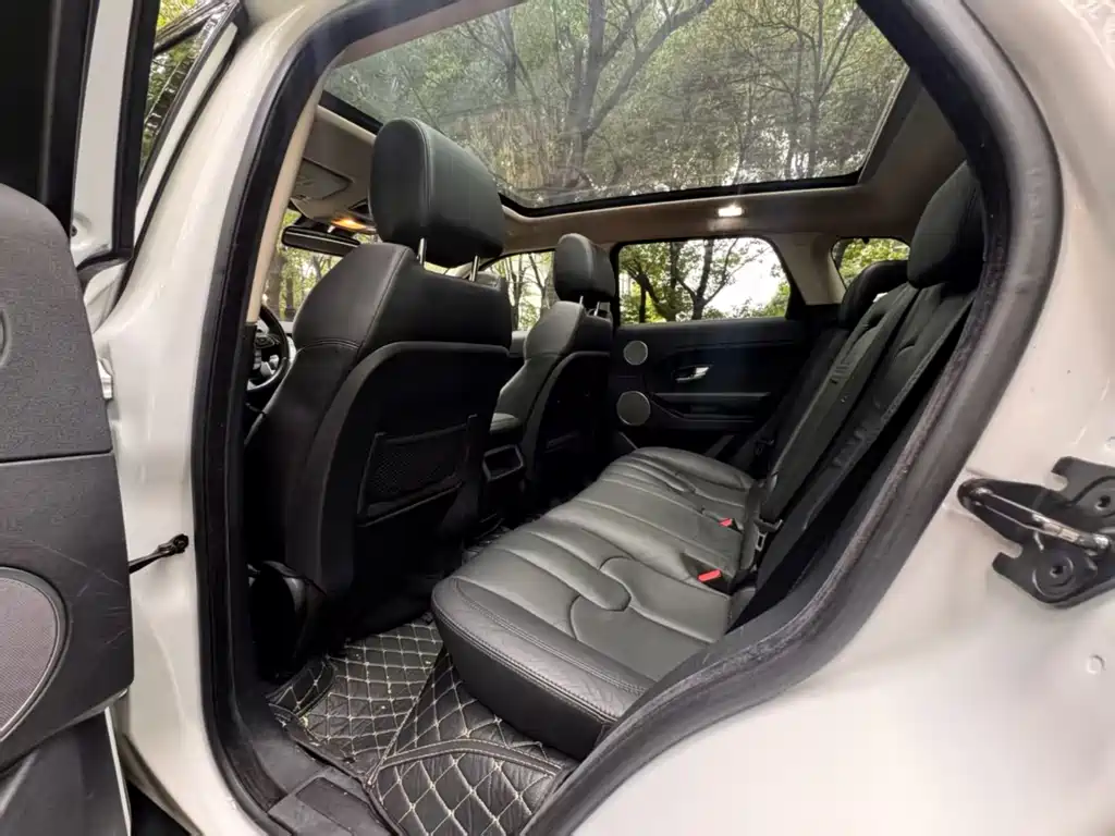 Land Rover Evoque (Import) — миниатюра 6