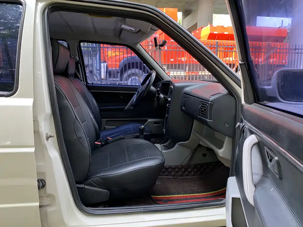 Volkswagen Jetta — миниатюра 9