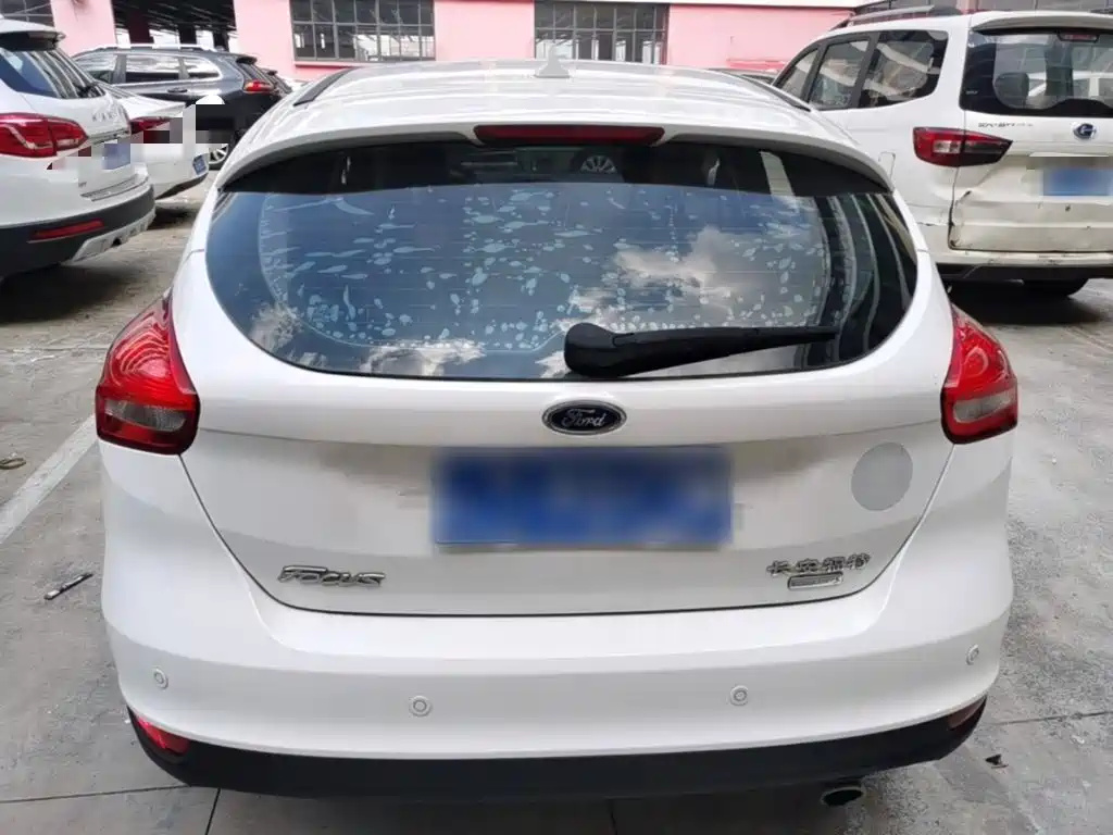 Ford Focus — миниатюра 6