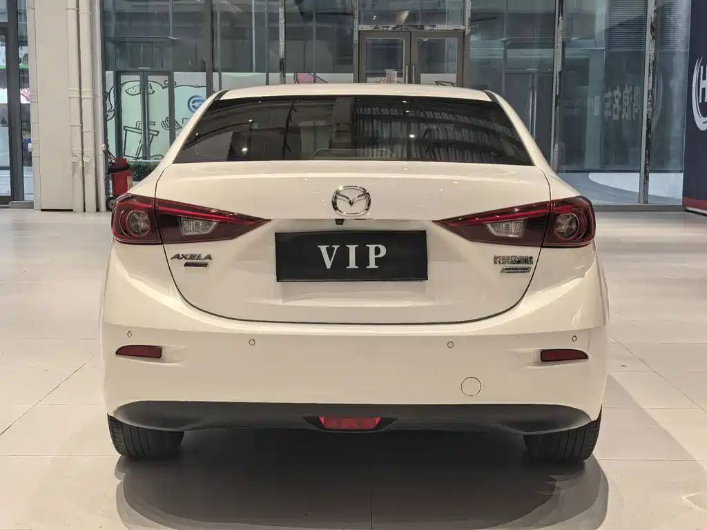 Mazda 3 Axela — миниатюра 8