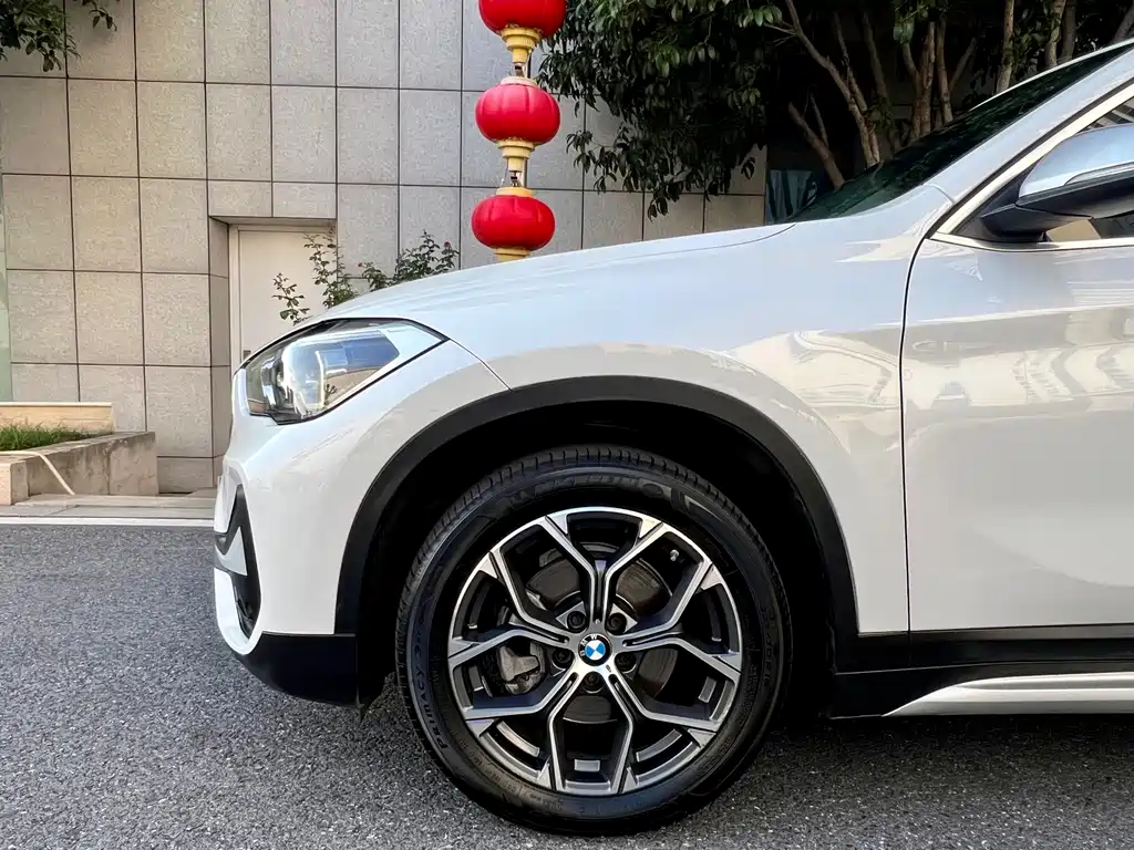 BMW X1 — миниатюра 5