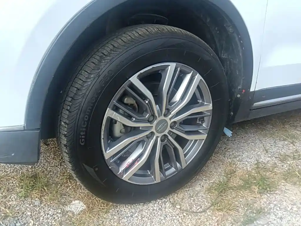 Geely Boyue — миниатюра 23