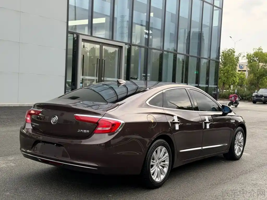 Buick LaCrosse — миниатюра 9