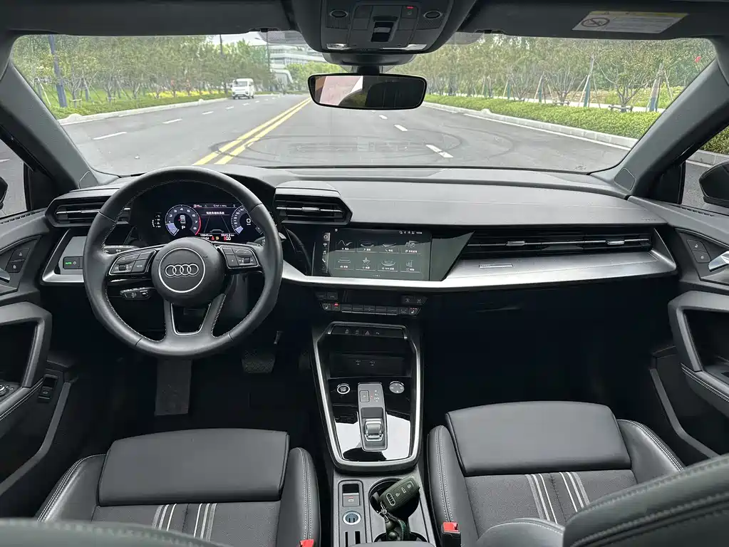 Audi A3 2023 A3L Limousine 35 TFSI Fashion Sport