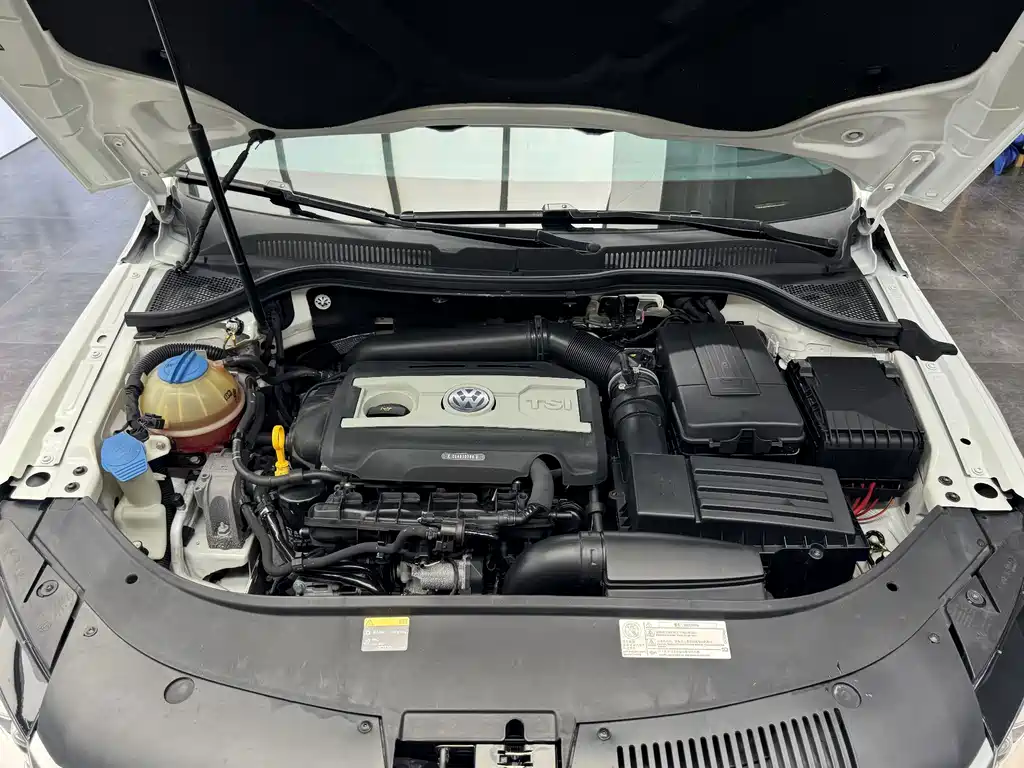 Volkswagen CC — миниатюра 17