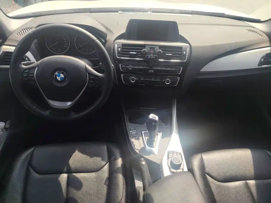 BMW 1 Series (Import) — миниатюра 12