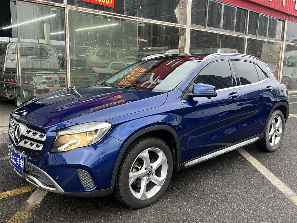 Mercedes-Benz GLA 2019