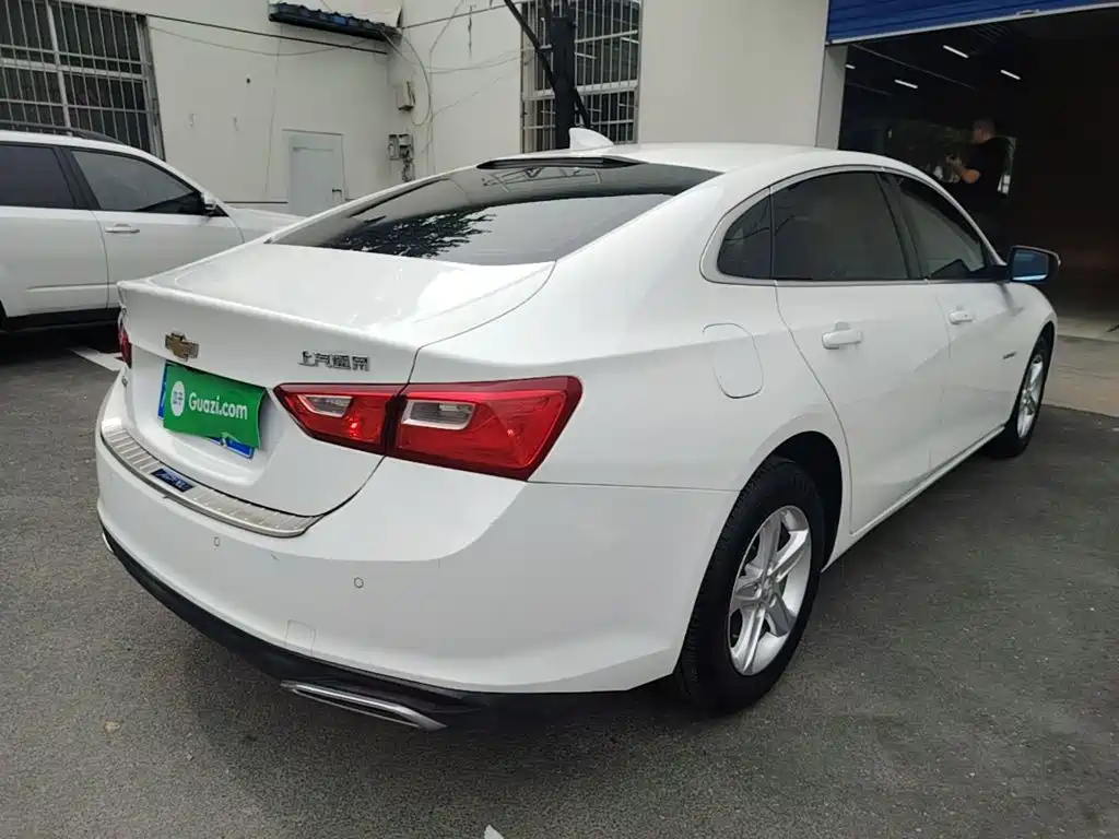Chevrolet Malibu XL — миниатюра 7