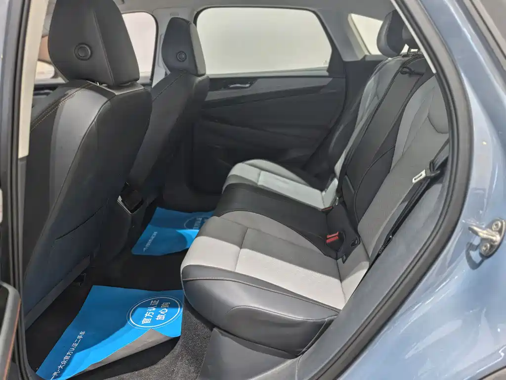 VOLKSWAGEN ID.7 VIZZION