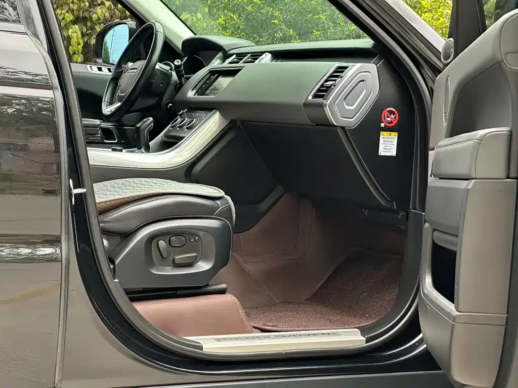 Land Rover Sport — миниатюра 7
