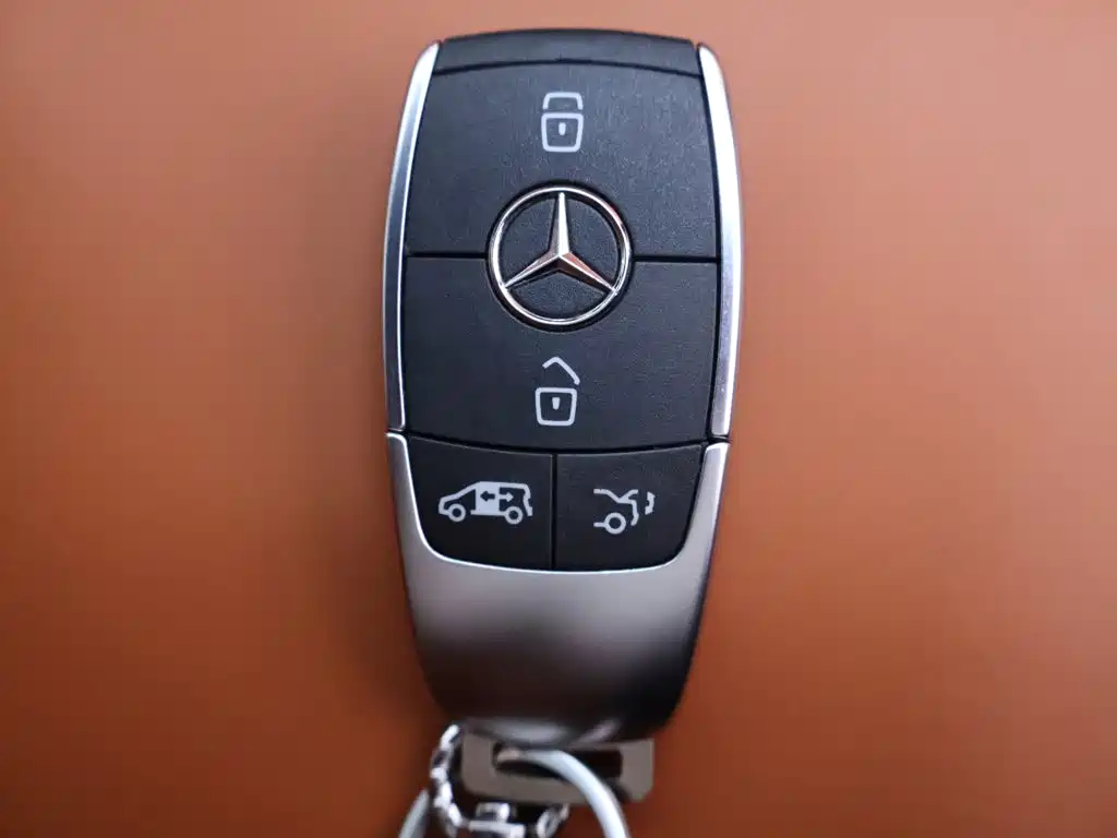 Mercedes-Benz V-Class — миниатюра 29