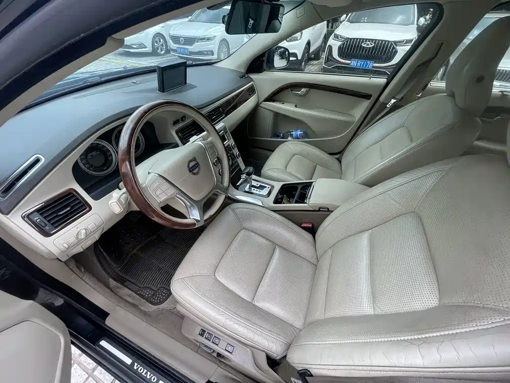 Volvo S80L — миниатюра 16