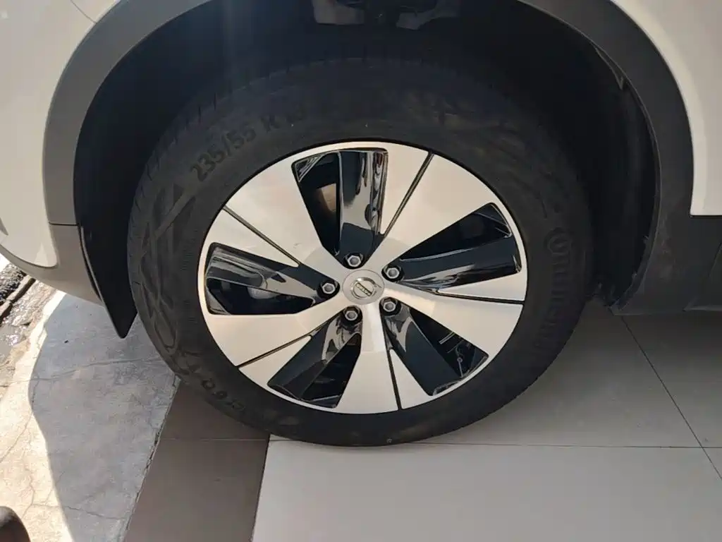 Volvo XC40 — миниатюра 23