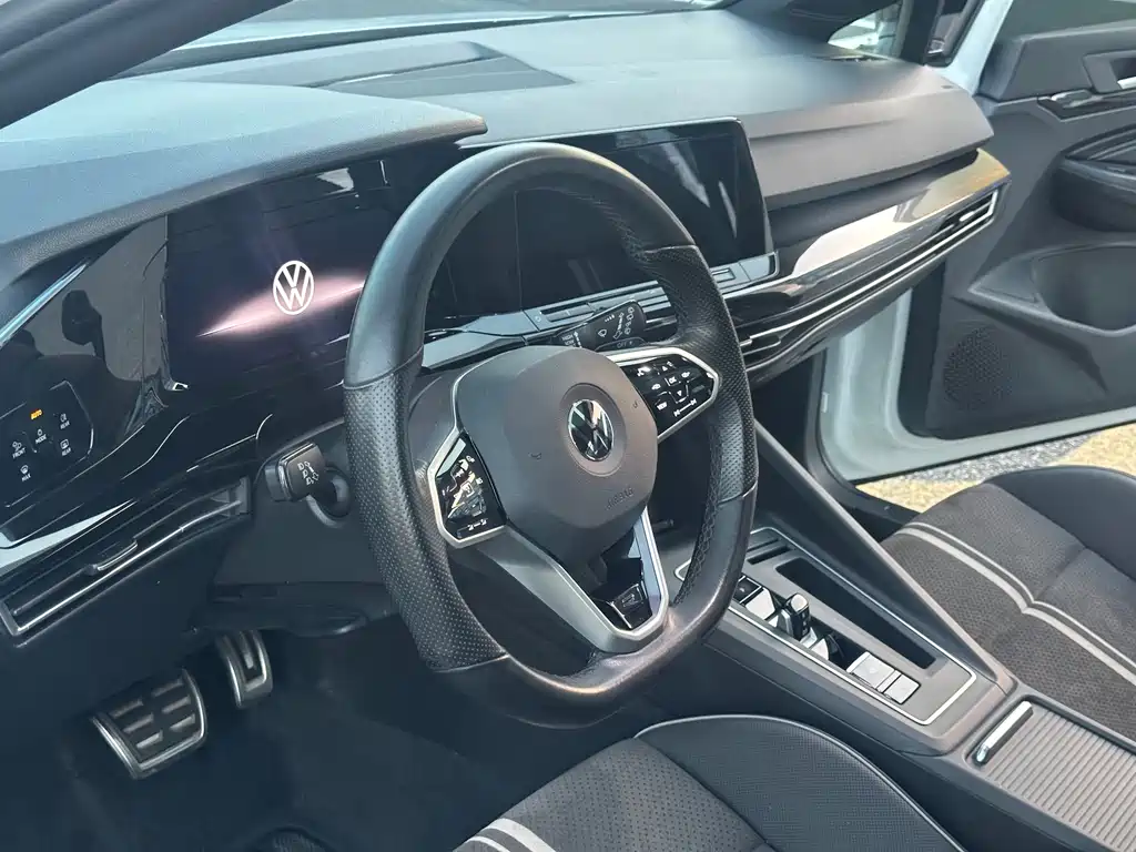 Volkswagen Golf — миниатюра 11