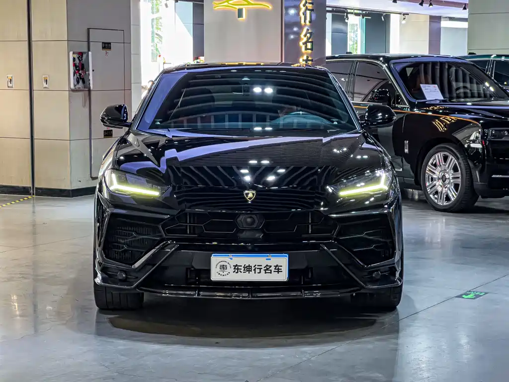 Lamborghini Urus 2018 4.0T V8