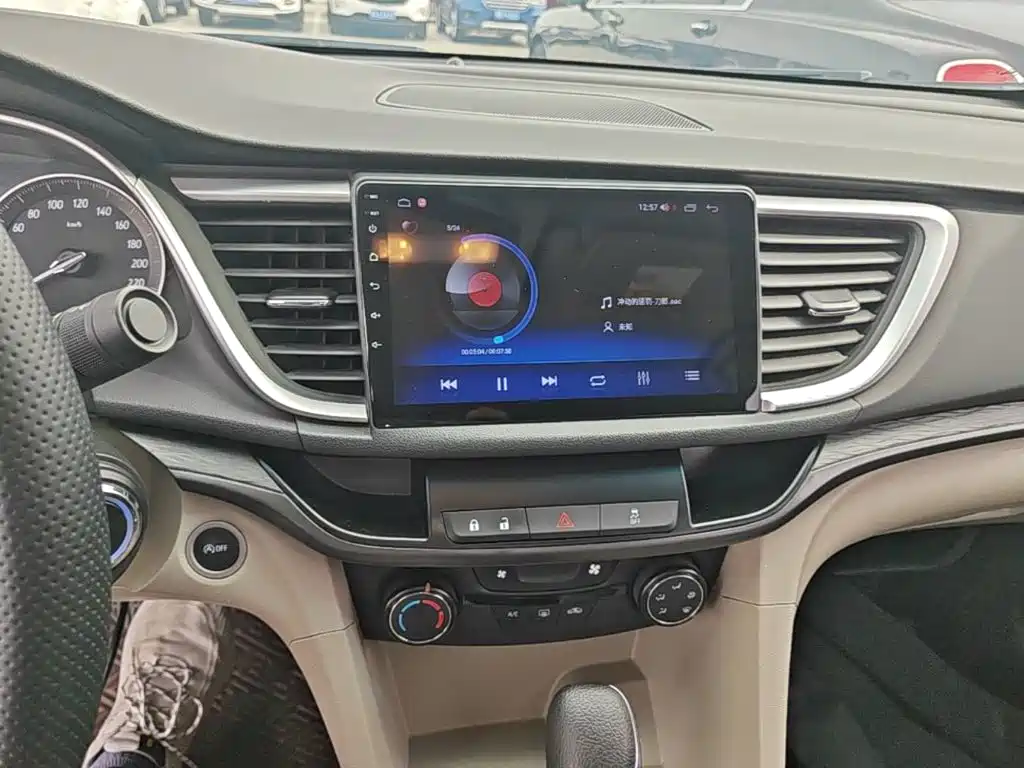 Buick Excelle — миниатюра 13