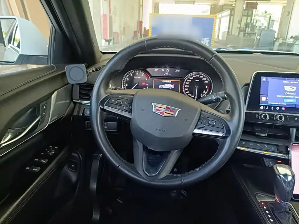 Cadillac CT4 — миниатюра 11