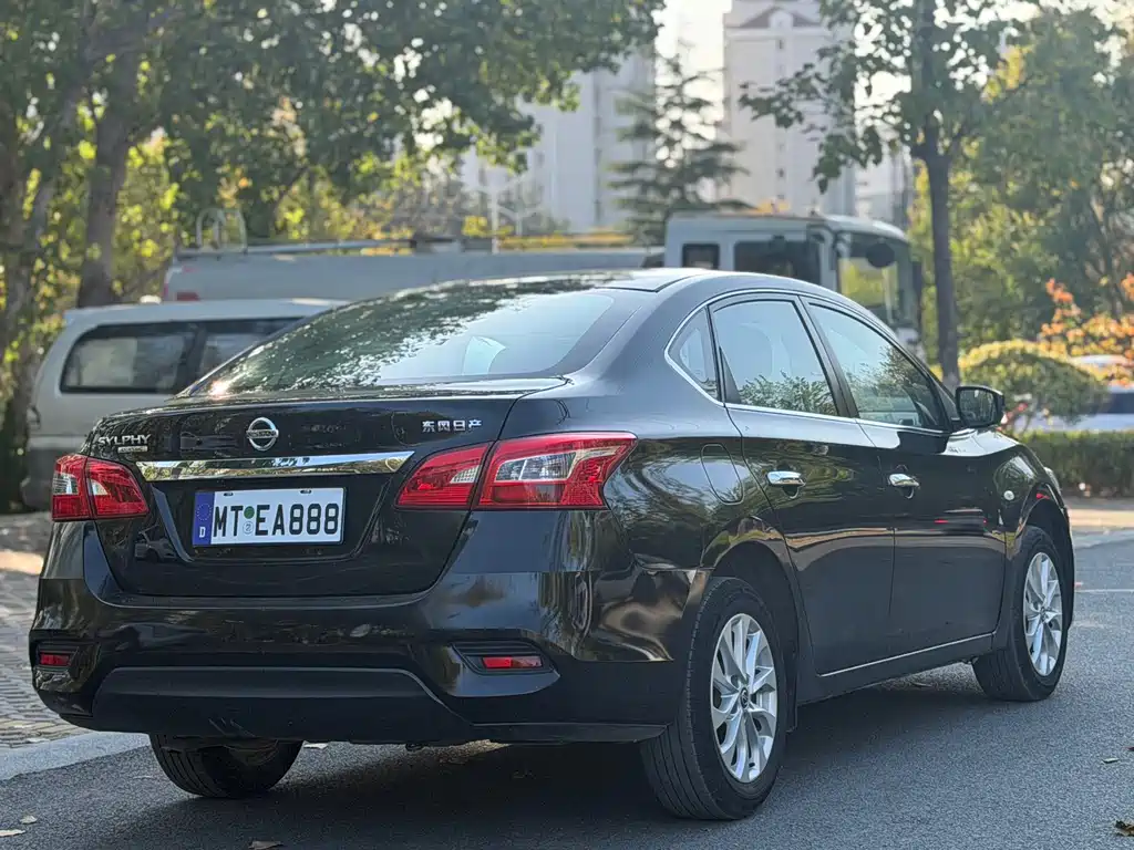 Nissan Sylphy — миниатюра 6