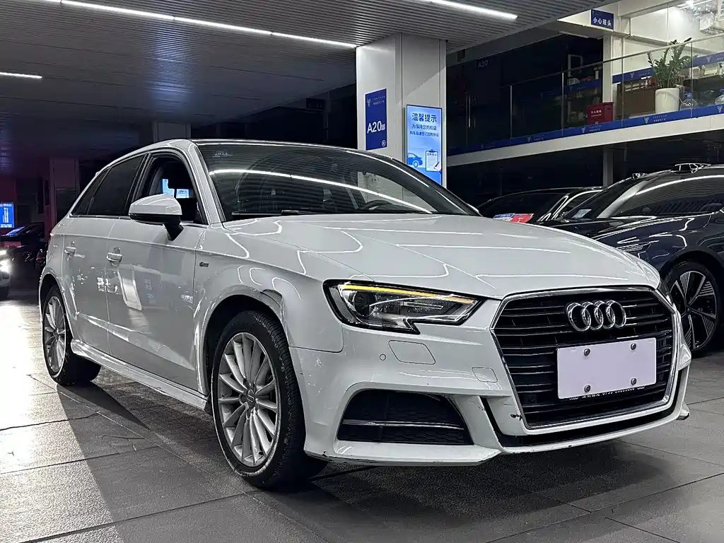 Audi A3 2017 Sportback 35 TFSI Fashion