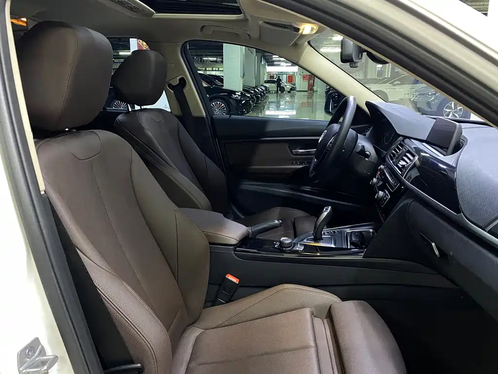 BMW 3 Series — миниатюра 22