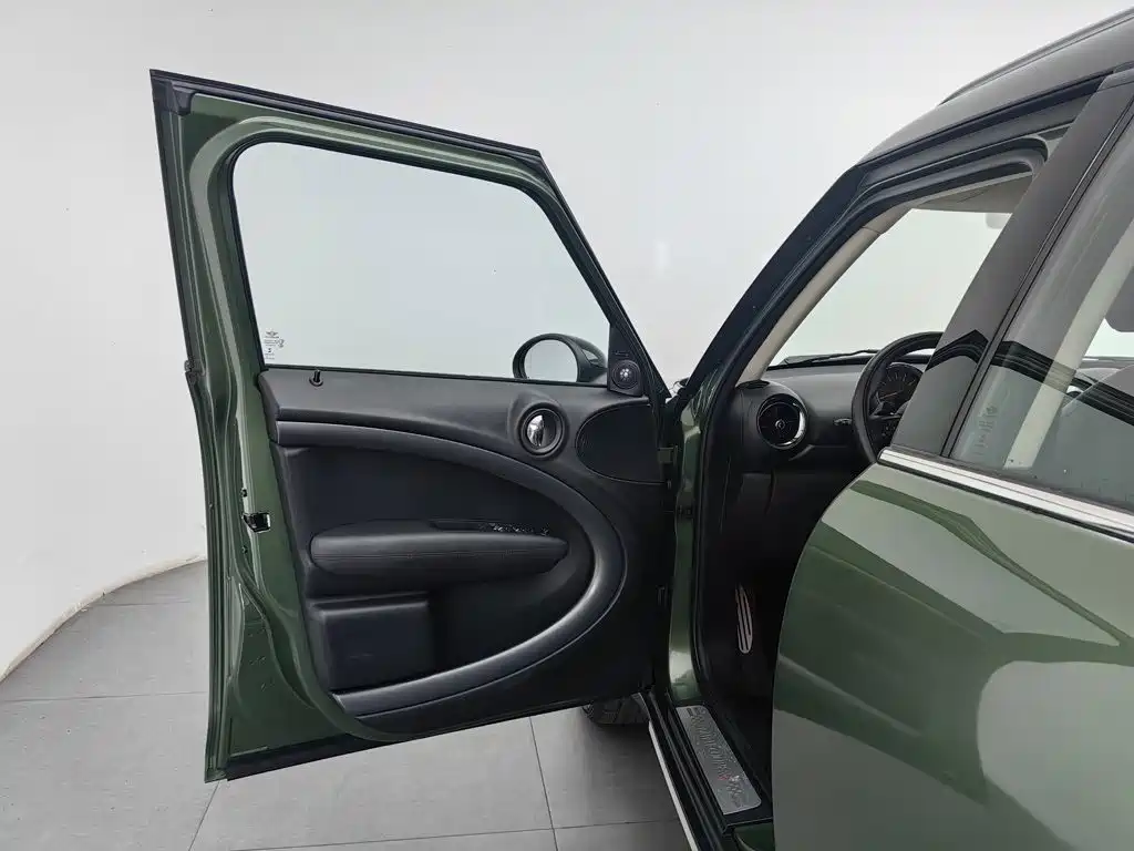 MINI Mini Countryman — миниатюра 8
