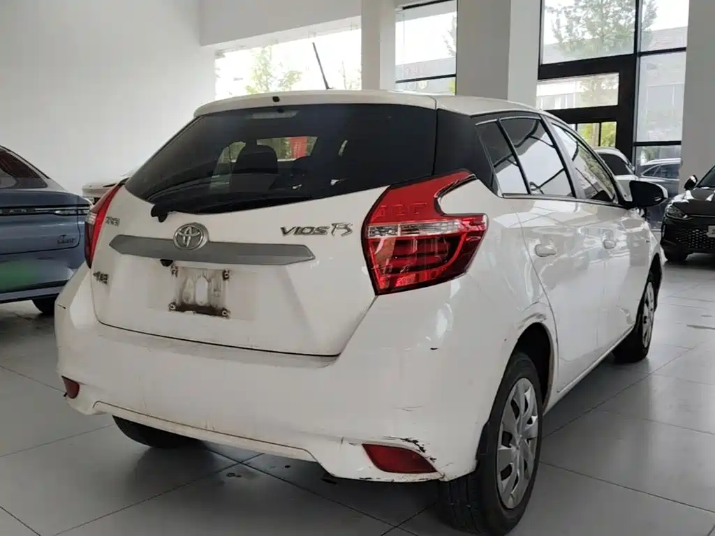 Toyota Vios FS — миниатюра 7